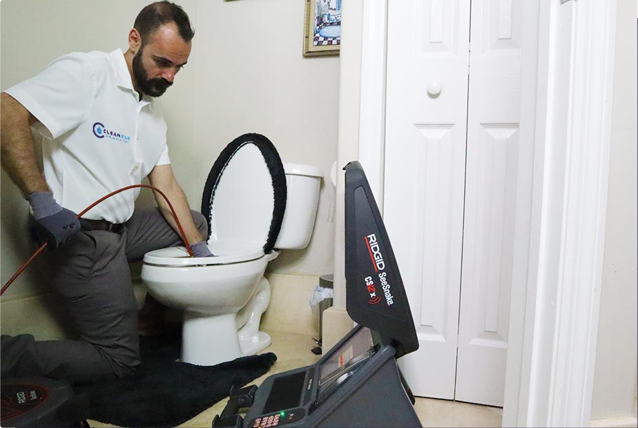 Clean flo plumbing sewer and drain Anderson SC plumber clogged toilet